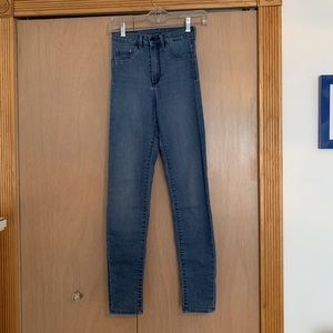 H&M SUPER SKINNY HIGH WAIST JEANS SIZE 25